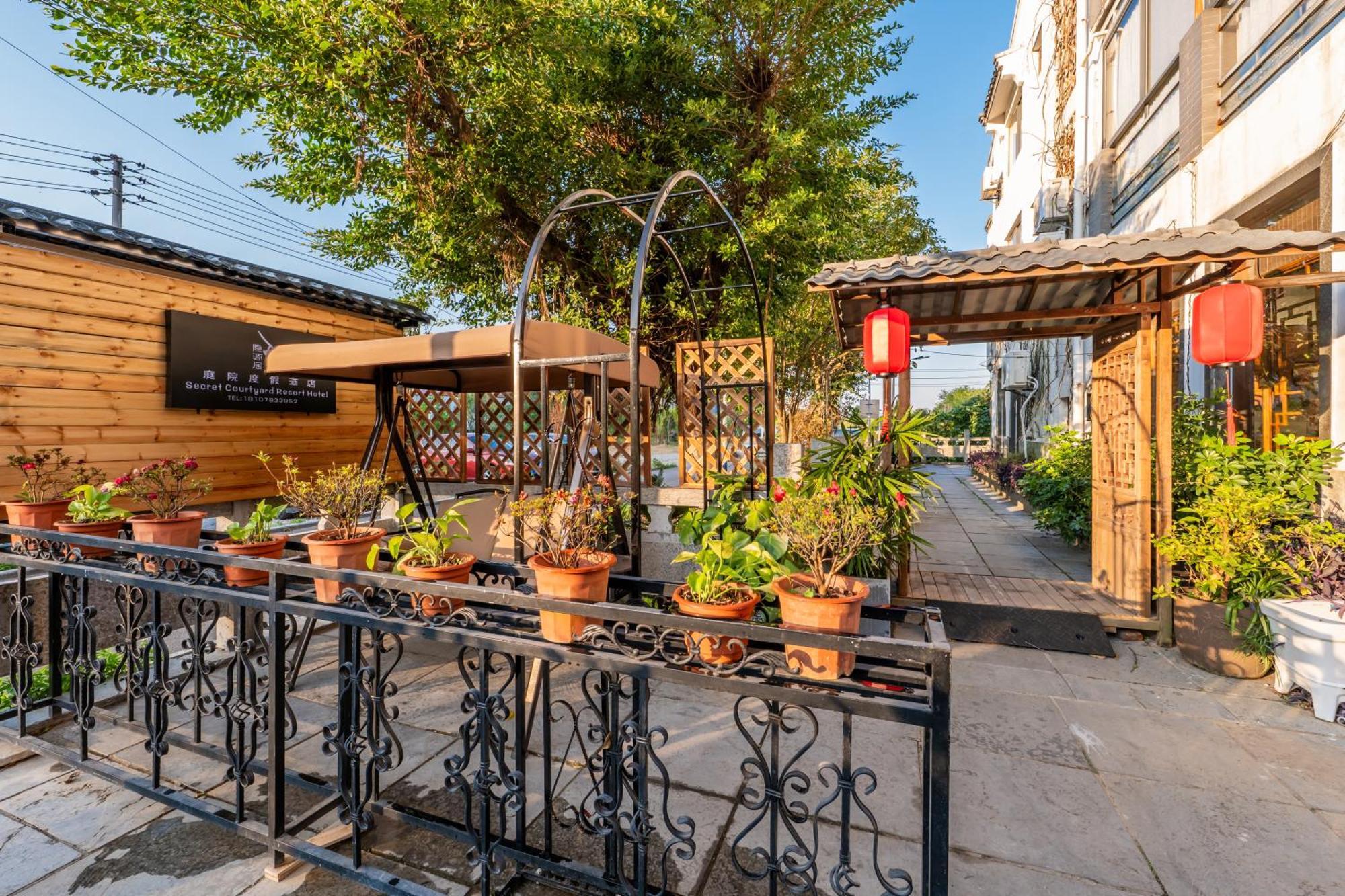 Secret Courtyard Resort Hotel Guilin Exterior photo